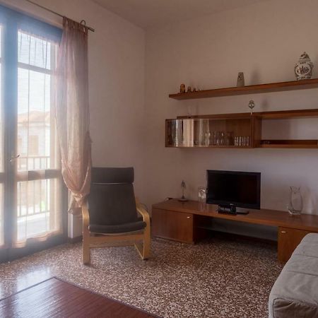 B&B Le Camelie Bareggio Eksteriør bilde
