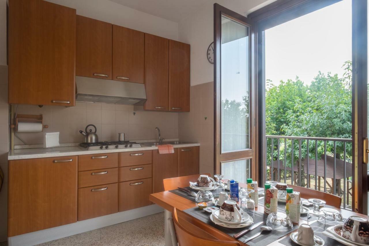 B&B Le Camelie Bareggio Eksteriør bilde